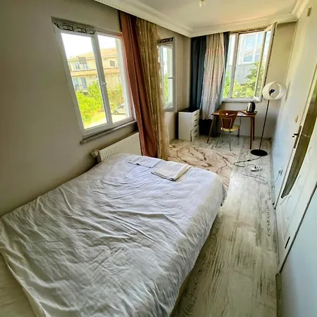 Forest Villa, Breakfast Hotel, 6 Minutes From Istanbul Airport * Arnavutkoy