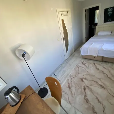 Forest Villa, Breakfast Hotel, 6 Minutes From Istanbul Airport Bed and breakfast *