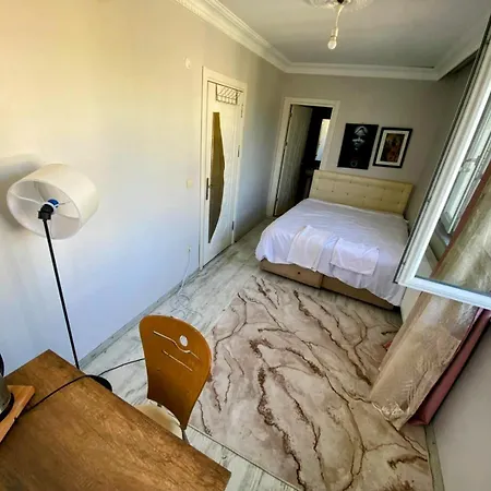 Forest Villa, Breakfast Hotel, 6 Minutes From Istanbul Airport