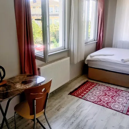 Bed and breakfast Forest Villa, Breakfast Hotel, 6 Minutes From Istanbul Airport Arnavutkoy