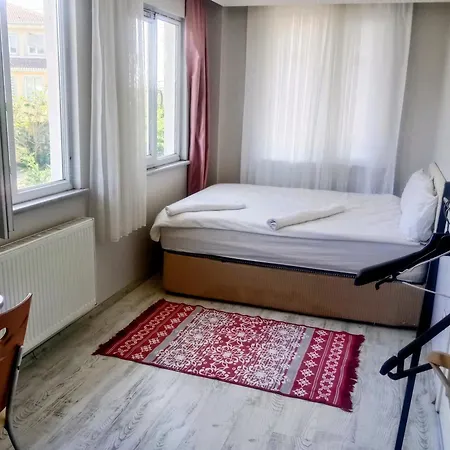 Forest Villa, Breakfast Hotel, 6 Minutes From Istanbul Airport Bed and breakfast